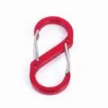 Mousqueton S en aluminium rouge en détail, double crochet à ressort pour le camping. - Rouge
