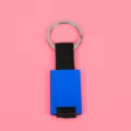 Personalisierter Metall Schlüsselanhänger mit schwarzem Gurt Band Gravur Werbegeschenk - Blau