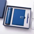 Set de regalo empresarial azul con taza térmica inteligente, cuaderno de cuero y bolígrafo - Set de tres piezas / Azul