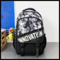 Sac à dos camouflage élégant pour hommes, grand sac étanche de voyage et école. - Avec Pendentif Dinosaure / Camouflage Noir et Blanc