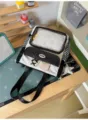 Süße Pünktchen Segeltuch Umhängetasche Klarglas Ita Tasche Ästhetische Schülertasche Shopper - Mit Anhänger / Schwarz