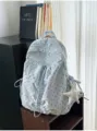 Hellblauer Pünktchen Rucksack für Damen, lässiger süßer Schulranzen mit Kordelzug und Sternanhänger. - Mit Anhänger / Blau