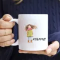 Gepersonaliseerde keramische koffiekop met aquarel meisje illustratie en eigen naam tekst. - 2