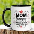 Keramik Kaffeetasse mit schwarzem Henkel und Muttertags-Spruch Druck für das Büro. - Stil 2