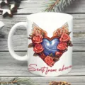 Witte keramische koffiemok met mooie engelen vleugels hart en rozen print opdruk detail. - Engelenvleugel Roos