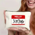 Trousse de maquillage blanche zippée avec imprimé slogan amusant, pochette de rangement stylée. - Style 3