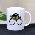 Weisser Keramik-Kaffebecher mit Abschlusskappe und Brillen-Design, perfektes Geschenk für Büro. - Stil 2