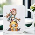 Tazza da caffè in ceramica bianca con stampa scimmia skateboard, ideale per ufficio. - 301-400ml / 10