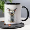 Taza de café de cerámica con perro despeinado y asa negra, detalle de oficina perfecto. - Estilo 6