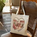 Bolso tote informal de lona blanca con estampado gráfico de vaquera occidental para uso diario. - Estilo vaquero occidental