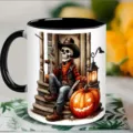 Zwarte en witte keramische koffiemok met koele Halloween cowboy skeleton print. - Halloween Schedel