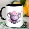 Tasse a cafe en ceramique avec illustration de rose rose elegante et cristal, poignee noire. - Style 8