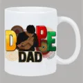 Keramik Kaffeetasse Detailansicht mit gedrucktem Dope Dad Motiv und bequemer Henkelform. - Dope Dad Druck
