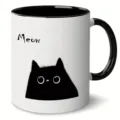 Vista detallada de taza de café de cerámica gato negro con asa negra para la oficina. - 301-400ml / Estilo 3