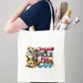 Vista dettagliata della borsa tote in tela bianca casual con stampa colorata Gesù. - 42cm*35cm / Stile a tema religioso