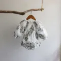 Mameluco de manga larga con estampado floral vintage para niña, body de algodón con nido. - 66cm / Blanco