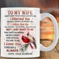Taza de café de cerámica blanca con ilustración de pájaro cardenal y mensaje romántico para esposa. - 301-400ml / Estilo Cardenal