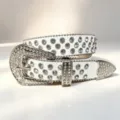 Meravigliosa cintura bianca con strass scintillanti e fibbia western argentata. - 110cm / Bianco