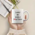 Weißer Keramikkaffeebecher mit lustigem Zitat-Text-Design, perfektes Geschenk für Freunde. - Stil 2