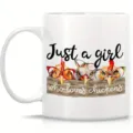 Taza de cafe de ceramica con bonita ilustracion de pollo y detalle de texto para bebidas. - Estilo 20