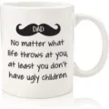Detailansicht einer lustigen weißen Keramik Tasse mit Schnurrbart und witzigem Spruch. - Stil 7 (Schnurrbart Zitat)
