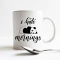 Weißer Keramik Kaffeetasse 11oz mit niedlichem Panda Motiv und Zitat für den Schreibtisch. - 7