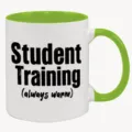 Personalisierte Keramik Tasse mit grüngriff und lustigem spruch, ideales büro geschenk. - Grün