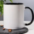 Taza de cafe de ceramica con asa negra y estampado de cumpleanos como regalo. - 11OZ / Patrón de Bendición de Cumpleaños
