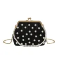Élégante pochette de soirée noire plissée avec perles, fermoir doré et longue chaîne. - Noir