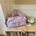 Borsa da palestra viola con stampa di stelle, borsa da viaggio leggera per donne. - 30*19*19 / Viola
