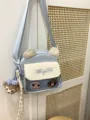 Bonito bolso bandolera ita japonés con orejas de oso y bolsillo de malla transparente. - Con Tablero de Insignias / Azul
