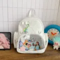 Hermosa mochila ita coreana blanca con bolsillo frontal transparente para pines y fotos. - Blanco