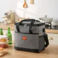 Grijs geïsoleerde koeltas met schouderriem, duurzame lunchtas voor dagelijkse maaltijden. - Grijs