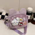 Süße lila Ita-Tasche mit klarem Sichtfenster, Bärenohren und Pins für den Alltag. - Lila