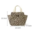 Borsa pranzo trapuntata leopardata con manici resistenti, tasche laterali e formato compatto. - Leopardo Beige
