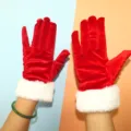 Red velvet Christmas gloves with cozy white faux fur cuffs for winter holiday parties. - One Size / Plain Red