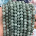 Gros plan détaillé de brins de perles rondes en pierres précieuses pour accessoires de bijoux. - Jadeïte Ancienne Optimisée / Environ 4mm (Environ 90 Pièces)
