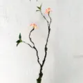 Künstlicher Pflaumenblüten Zweig flexible biegsame Kunstblume für Deko Hotel Inneneinrichtung - Begonie Orange Rosa