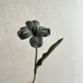 Fiore di tulipano artificiale PU retro scuro, ideale per matrimoni e decorazioni casa. - Nero