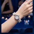 Exquisite rhinestone pearl quartz watch detail, elegant fashion women's bracelet watch. - Rhinestone Round Case Roman Scale / Silver