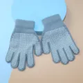 Gants antidérapants en tricot gris avec points en silicone blancs pour enfants. - Taille Unique (4-9 Ans) / Gris