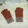 Gants tactiles en tricot marron et gris pour l'hiver, chauds et confortables en plein air. - Taille unique / Couleur caramel