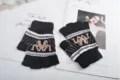 Guanti invernali in maglia senza dita nero marrone fantasia guanti caldi metà dita unisex - Taglia unica / Motivo Logo Nero