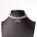 Collana per animali domestici in strass con ciondolo ad osso, elegante gioiello per cani e gatti. - S(20-25cm) / Bianco