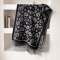 Femme hiver chaud jacquard leo coeur écharpe rétro franges châle noir gris élégant - 65x200cm / Noir
