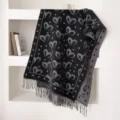 Donkergrijze abstracte hart gebreide kwastjessjaal, dikke warme retro wintersjaal dames. - Zwart