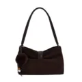 Borsa a spalla in camoscio marrone con fiocco elegante e ciondolo pon pon soffice donna. - con portachiavi / Caffè