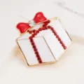 Christmas gift box brooch pin with red bow and sparkling rhinestones for women fashion jewelry. - Christmas Gift Box Style (XZ357-17)