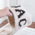 Cómodo sombrero de cubo de punto con patrón de letras, gorro de invierno cálido mujer. - M (56-58cm) / Beige