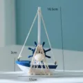 Ornamento per barca a vela in legno mediterraneo con rete e conchiglia, mini decoro. - Stile piccolo timoniere